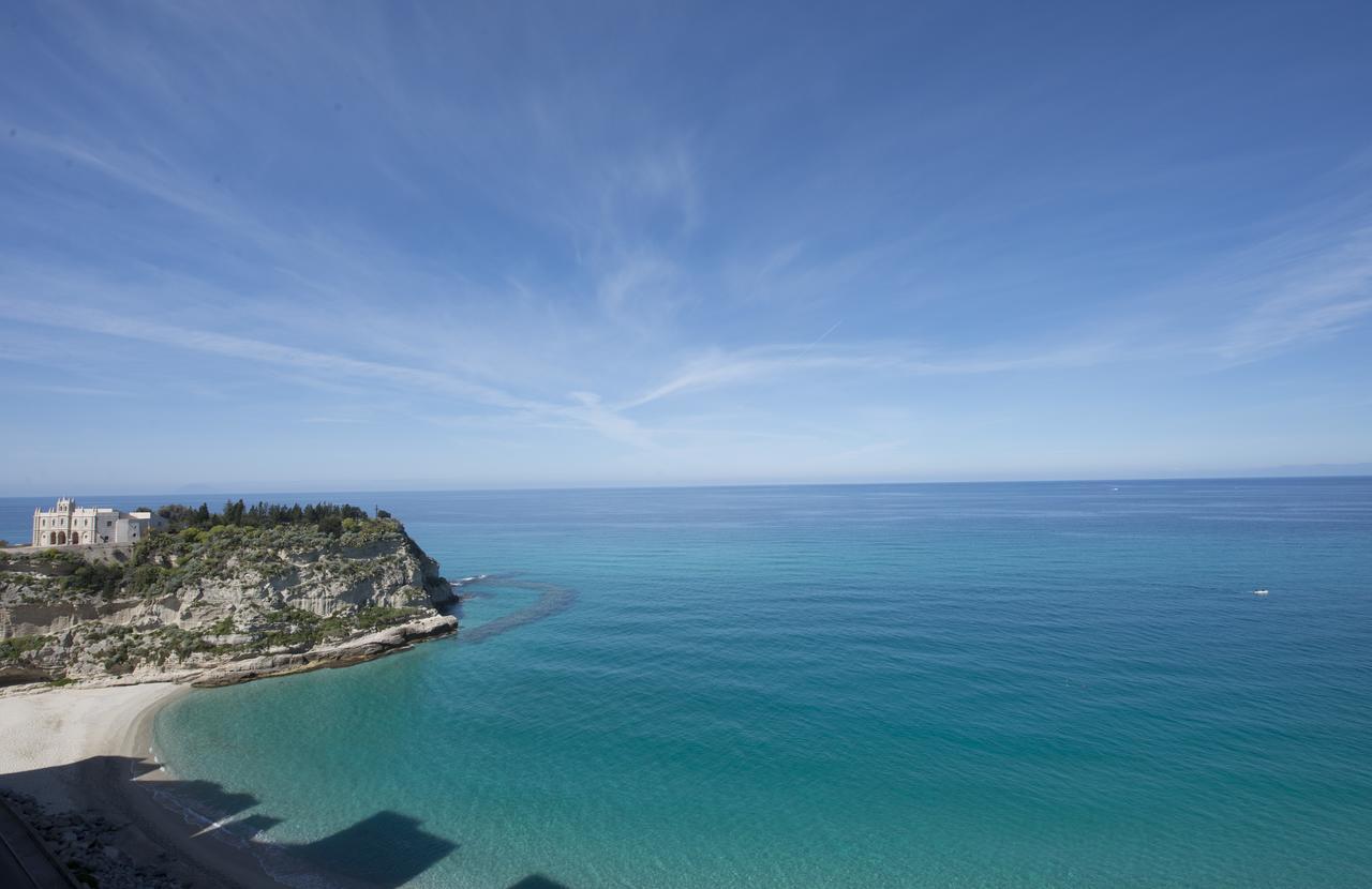B&B Sunlight Tropea Buitenkant foto